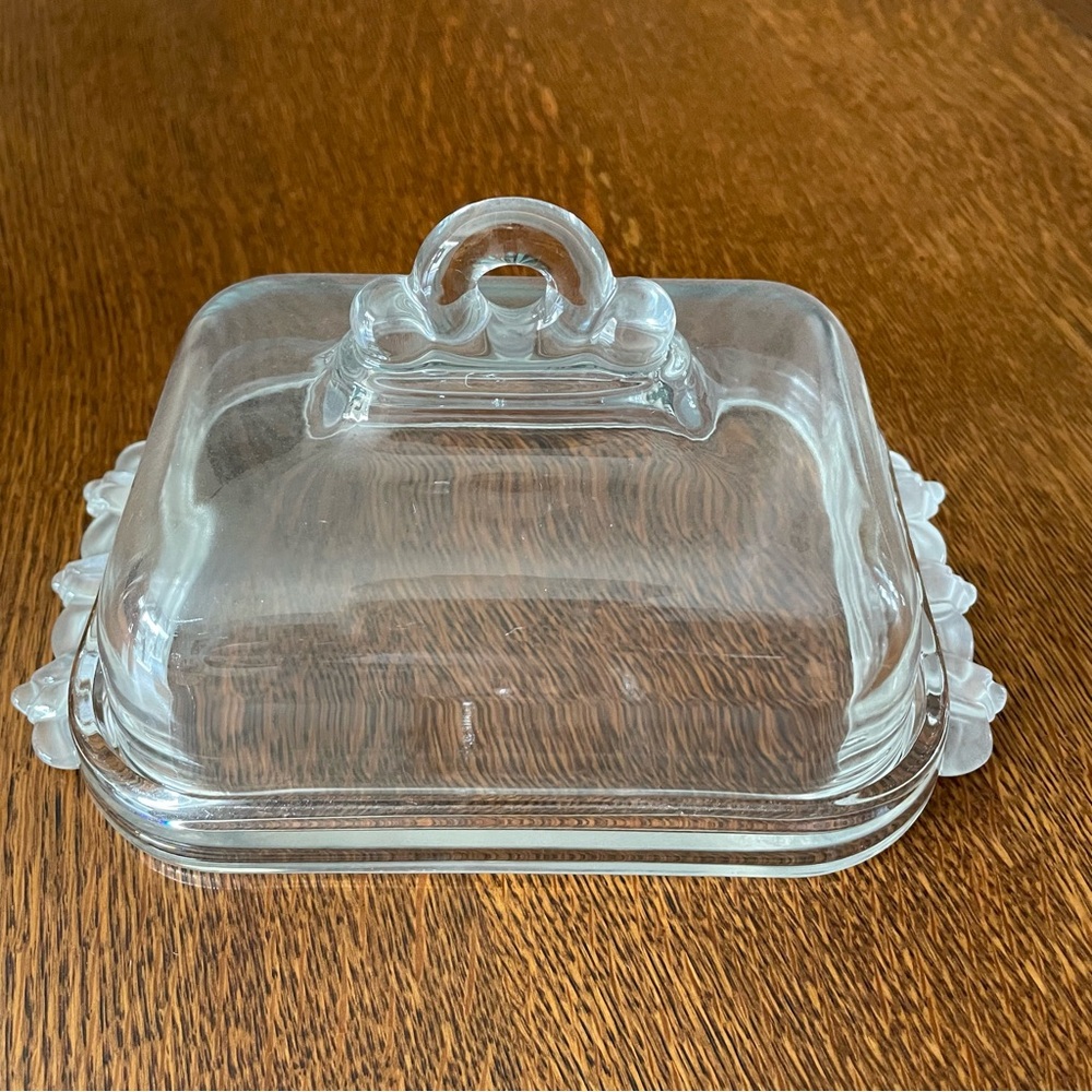 Elegant Clear Glass Mikasa Studio Nova Butter Dish